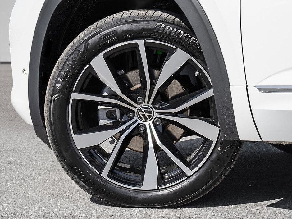 2026 Volkswagen Atlas Cross Sport Execline-10