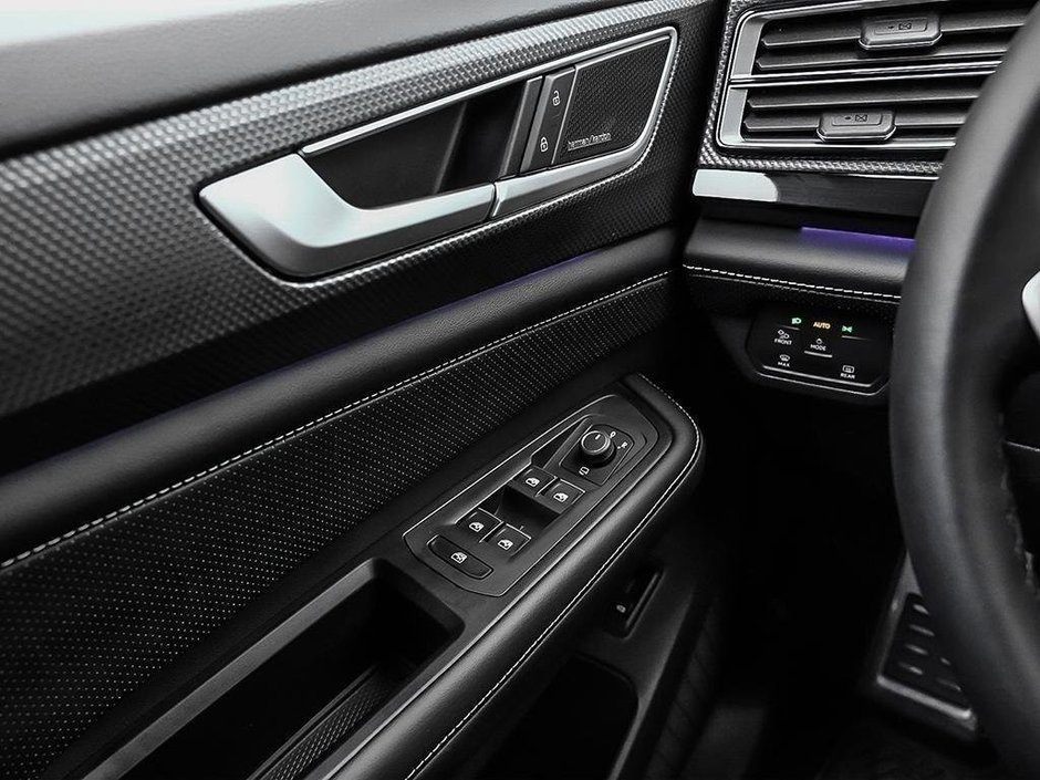 2026 Volkswagen Atlas Cross Sport Execline-15