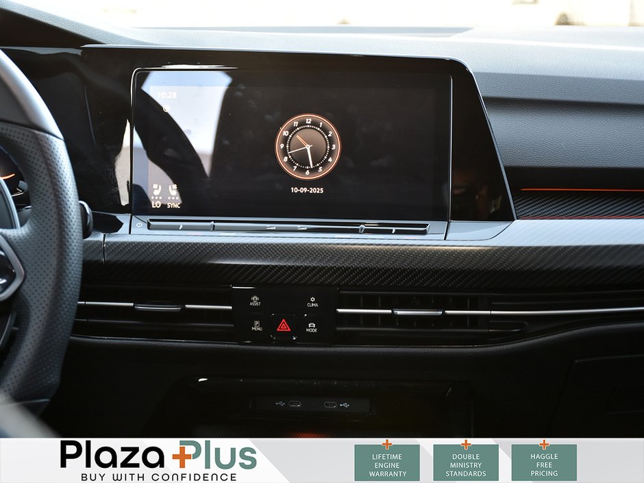 2024 Volkswagen Golf R R 2.0 TSI 7AT-14