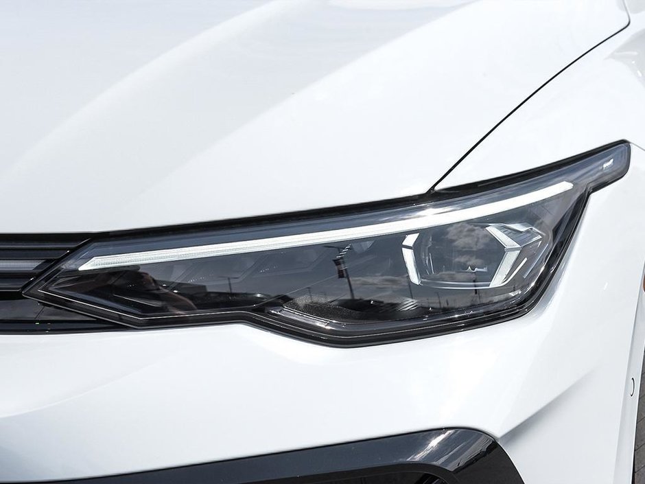 2025 Volkswagen Golf R Black Edition-9