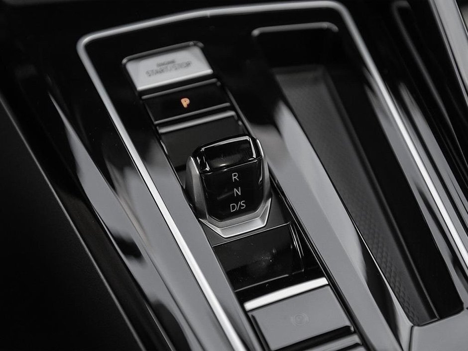 2026 Volkswagen Golf R R Black Edition 4MOTION-21