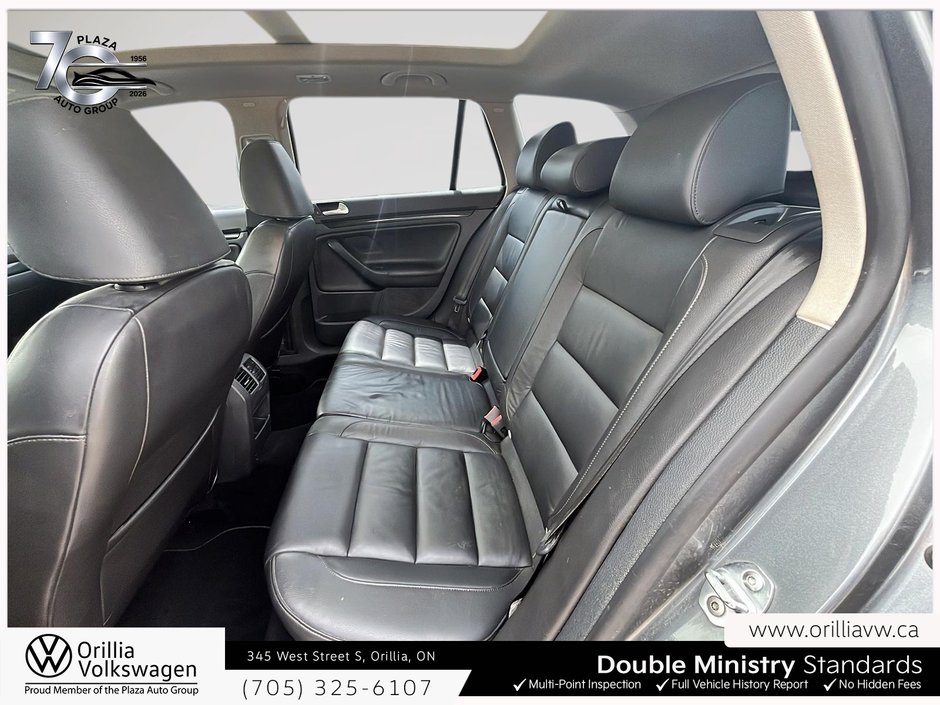 2014 Volkswagen Golf Wagon Comfortline Steering Audio Controls | Leatherette Seats