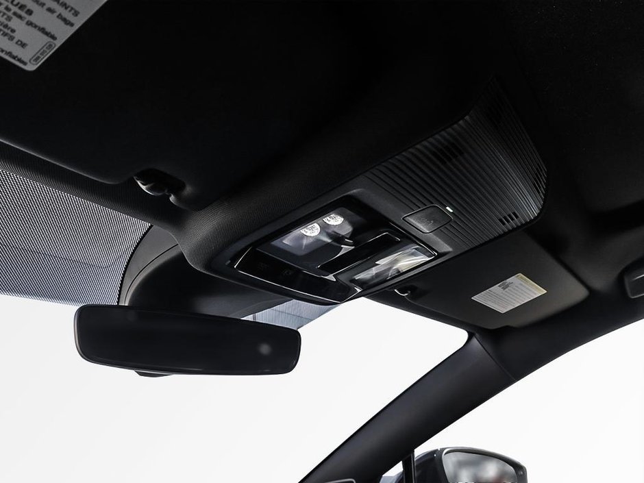 2025 Volkswagen ID.4 Pro S AWD-18