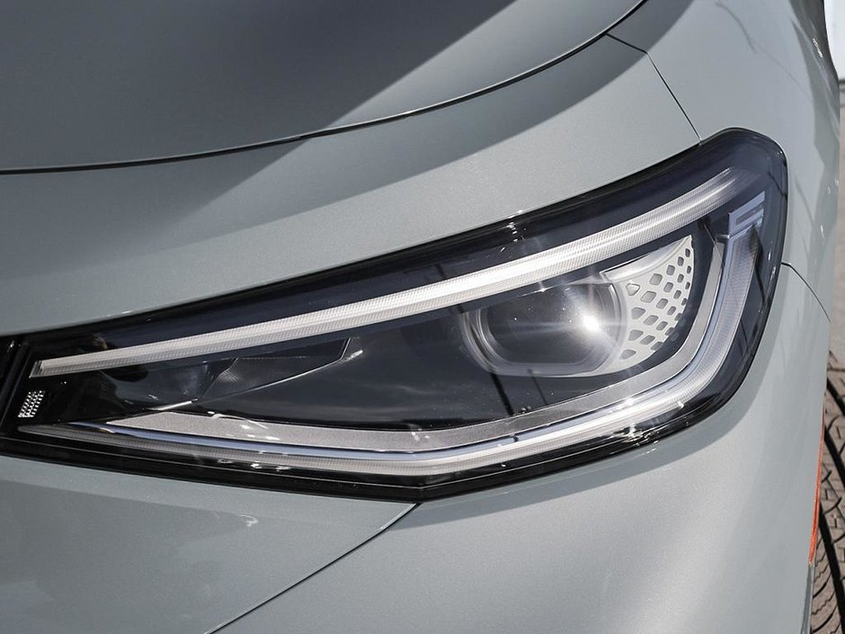2025 Volkswagen ID.4 Pro S-9