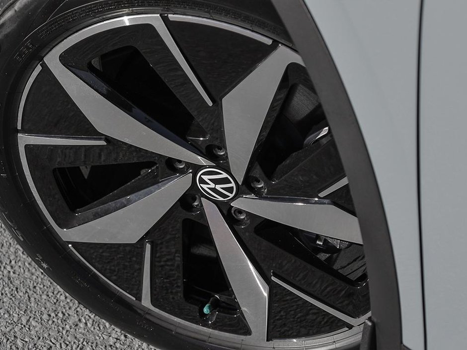 2025 Volkswagen ID.4 Pro S-7