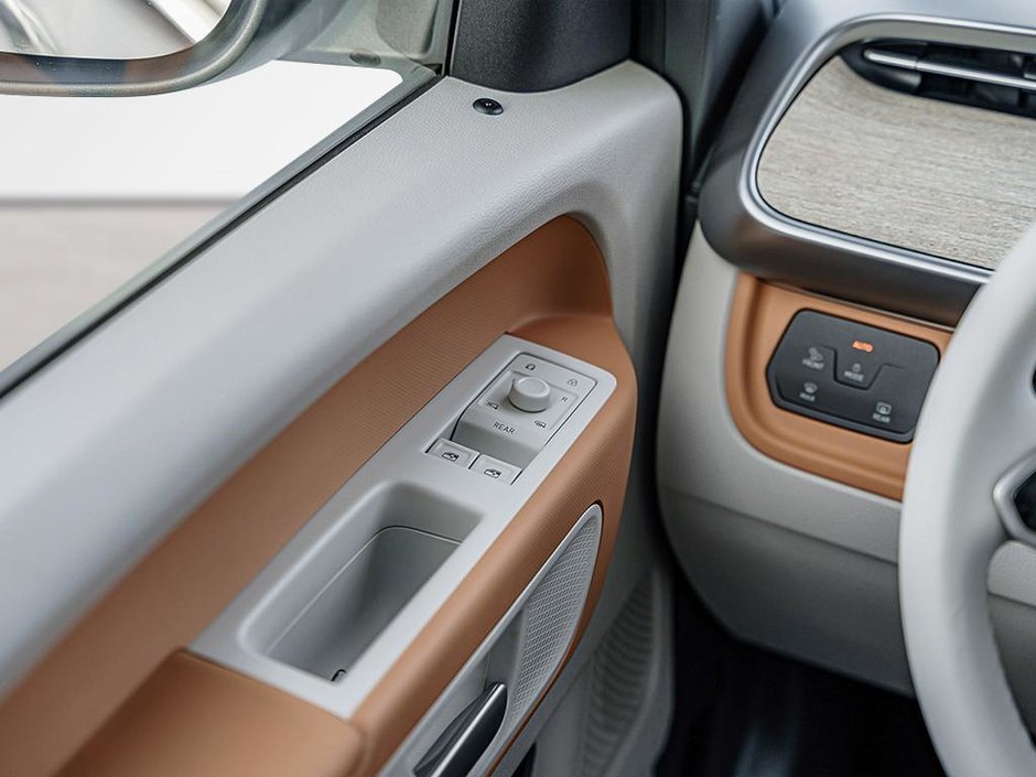 2025 Volkswagen ID. Buzz 1st Edition 4MOTION-12