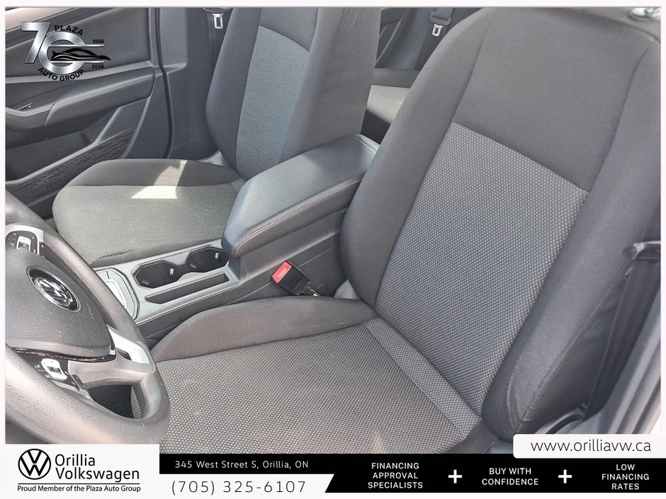2019 Volkswagen Jetta Comfortline heated front seats | Apple CarPlay and Android Auto