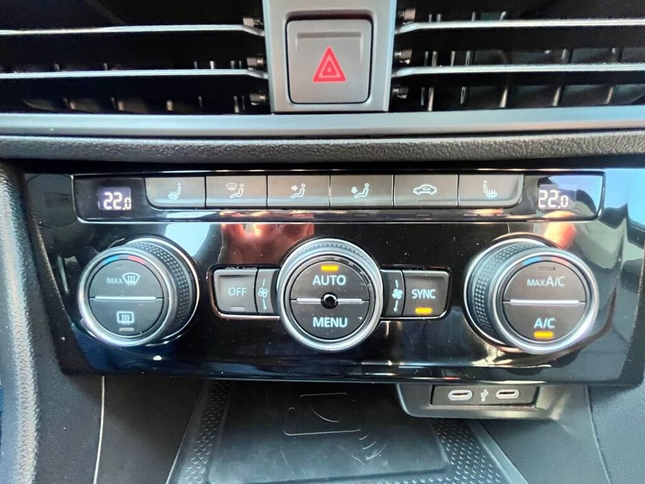 2024 Volkswagen Jetta Comfortline Push Start | Apple Carplay | Heated Seats