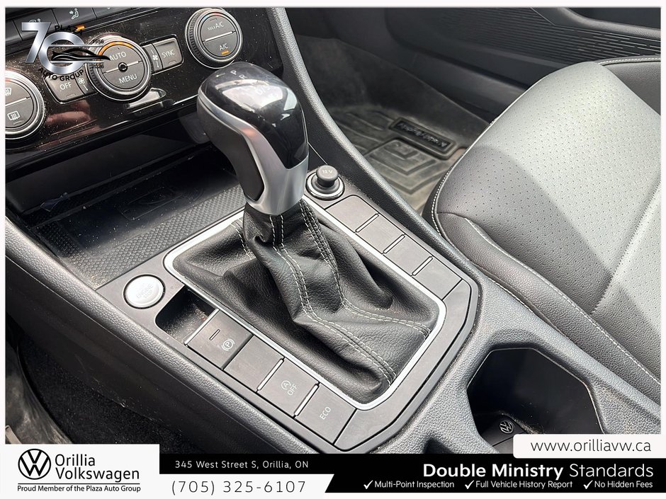 2024 Volkswagen Jetta Comfortline Tinted windows | Clear Hood Protection