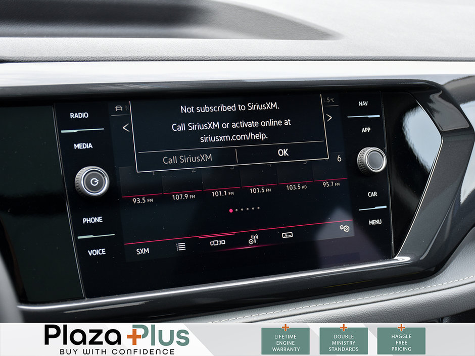 2023 Volkswagen Taos Highline HIGHLINE | CPO | 4MOTION AWD | LOW KILOMETERES! | HEATED + A/C LEATHER SEATS | PANO SUNROOF