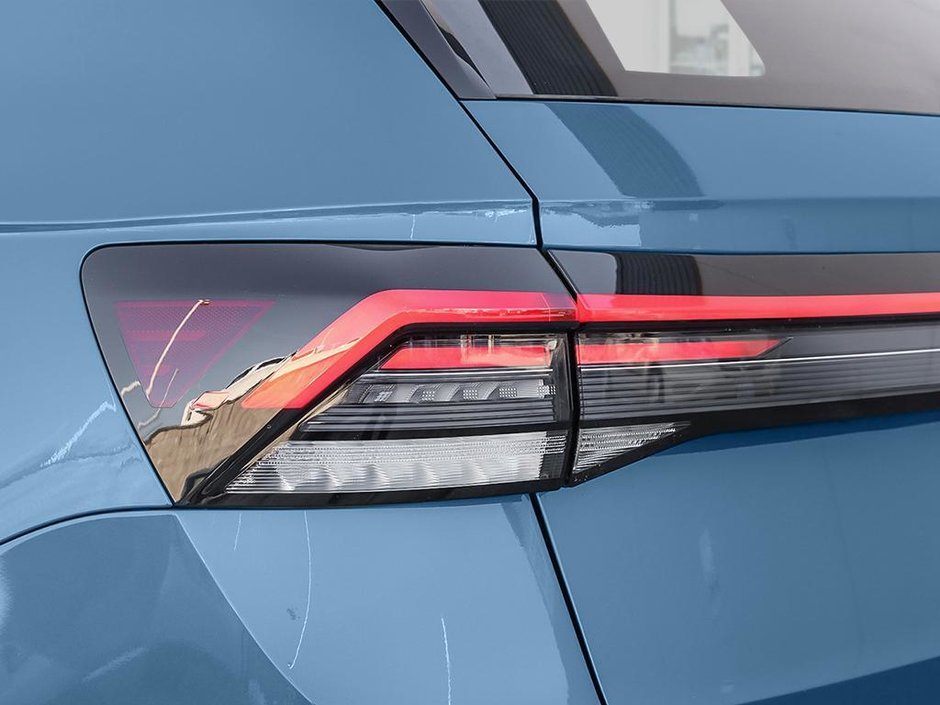 2025 Volkswagen Taos Highline-8