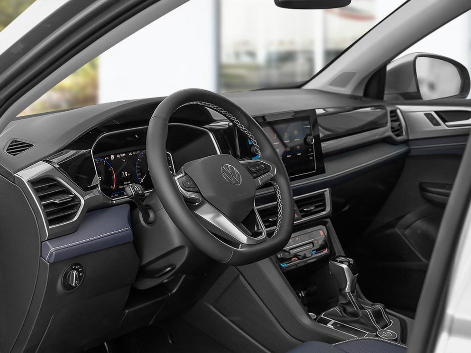 2025 Volkswagen Taos Highline-10