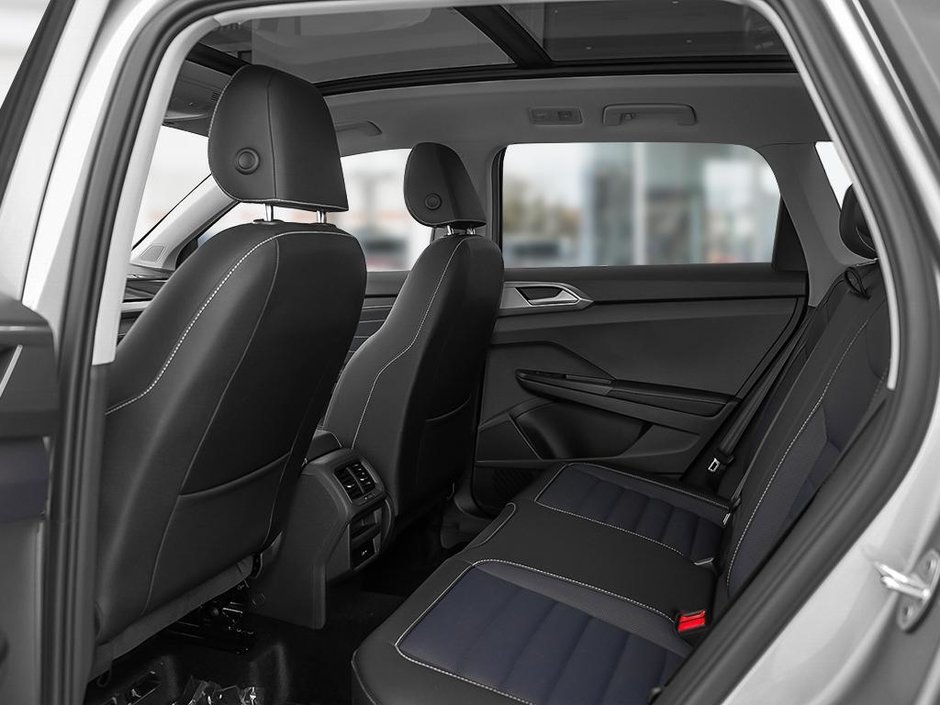 2025 Volkswagen Taos Highline-19