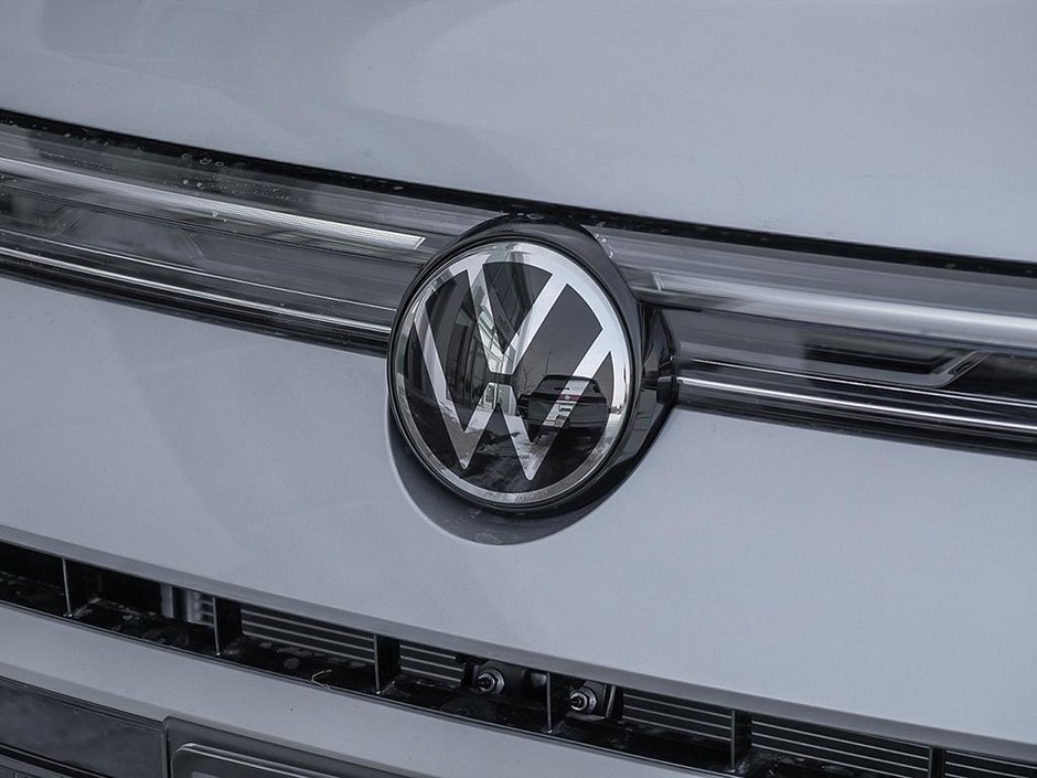 2025 Volkswagen Taos Highline-7