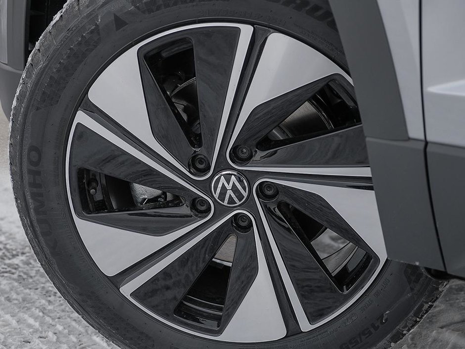 2025 Volkswagen Taos Highline-6