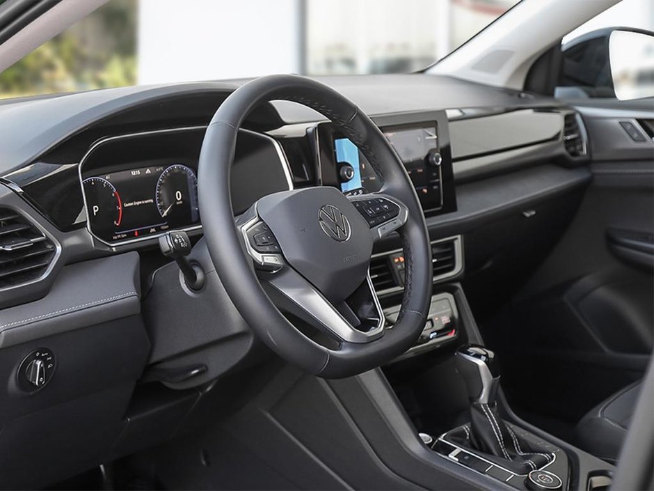 2025 Volkswagen Taos Comfortline Black Edition-9
