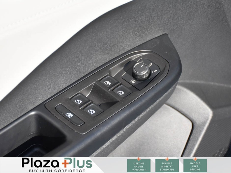 2025 Volkswagen Taos Comfortline-11