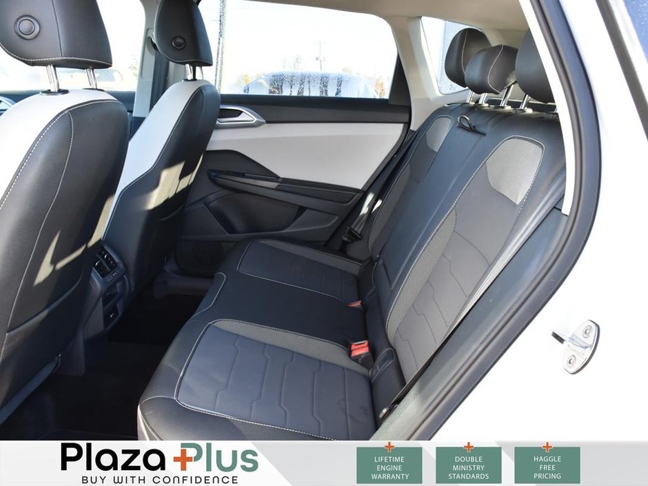 2025 Volkswagen Taos Comfortline-11