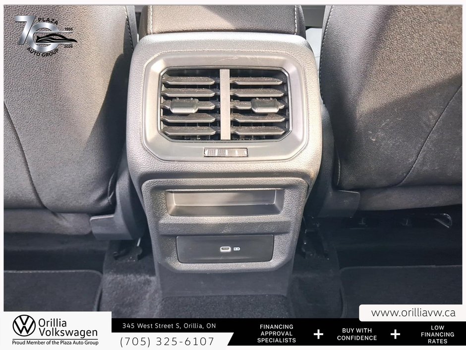 2025 Volkswagen Taos Highline Leather seating | Heated and Ventilated front seats