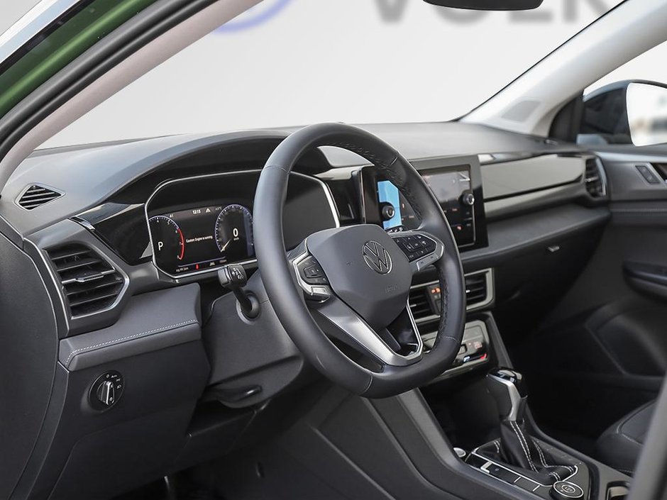 2026 Volkswagen Taos Comfortline Black Edition 4MOTION-11