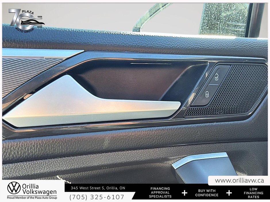 2022 Volkswagen Tiguan Comfortline R-Line Black Edition 4MOTION AWD | Panoramic Roof | R Line Black