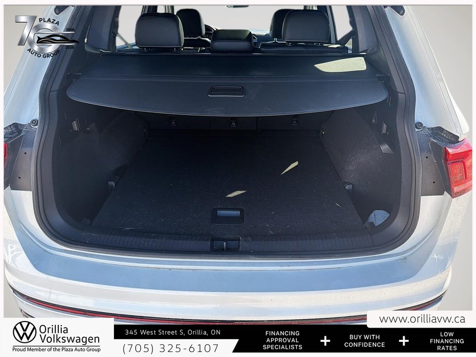 2022 Volkswagen Tiguan Comfortline R-Line Black Edition 4MOTION AWD | Panoramic Roof | R Line Black