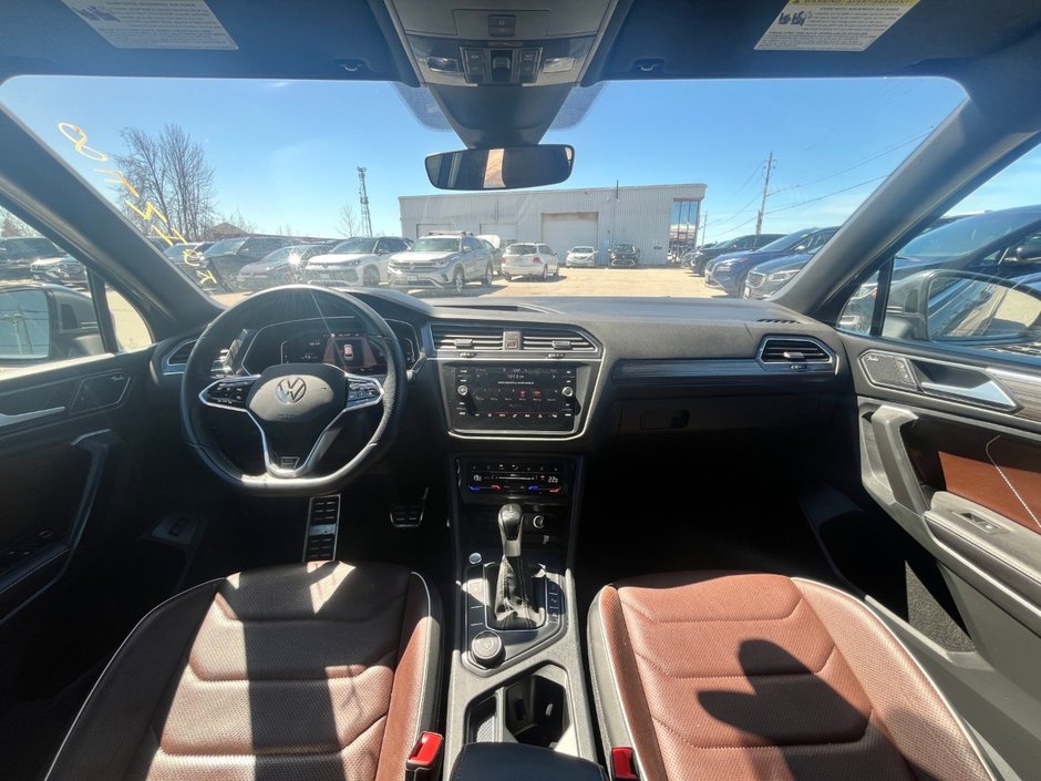2024 Volkswagen Tiguan Highline R-Line-13