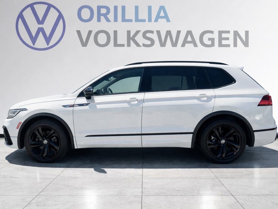 2024 Volkswagen Tiguan Comfortline R-Line Black Edition No Options / Oryx White Pearl
