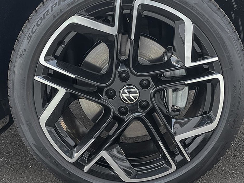 2026 Volkswagen Tiguan Highline Turbo R-Line-6