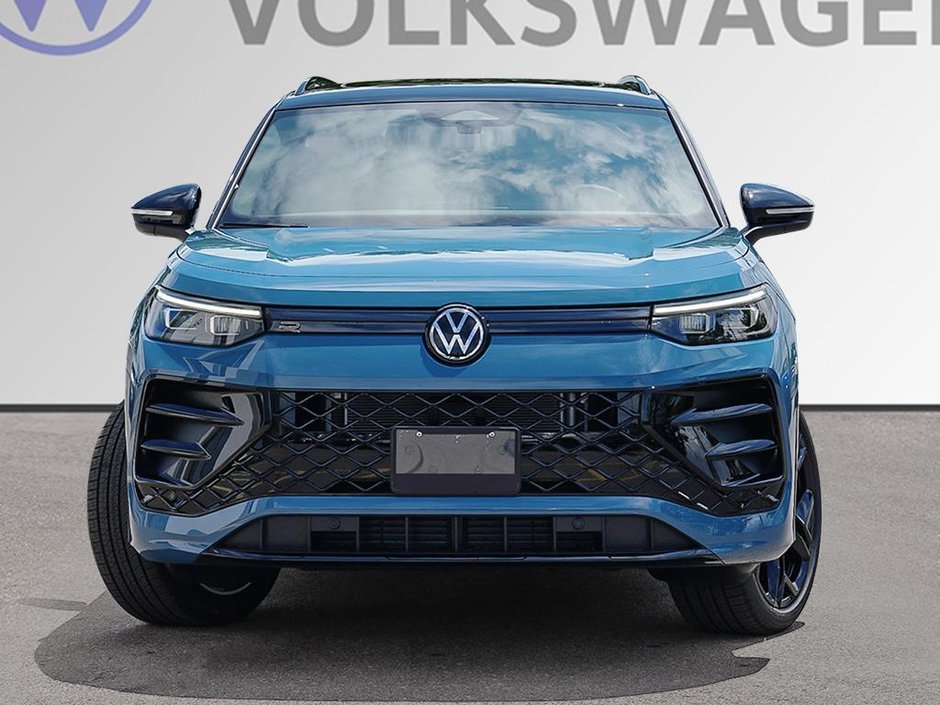 2026 Volkswagen Tiguan Comfortline R-Line Black Edition-1