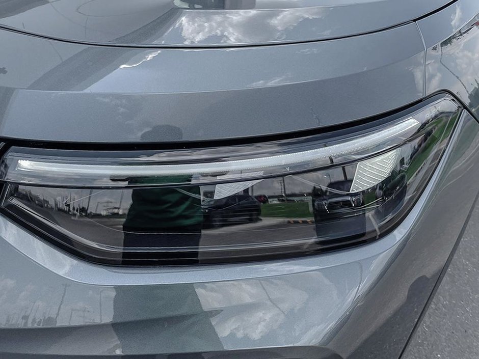 2026 Volkswagen Tiguan Highline Turbo R-Line 4MOTION-8