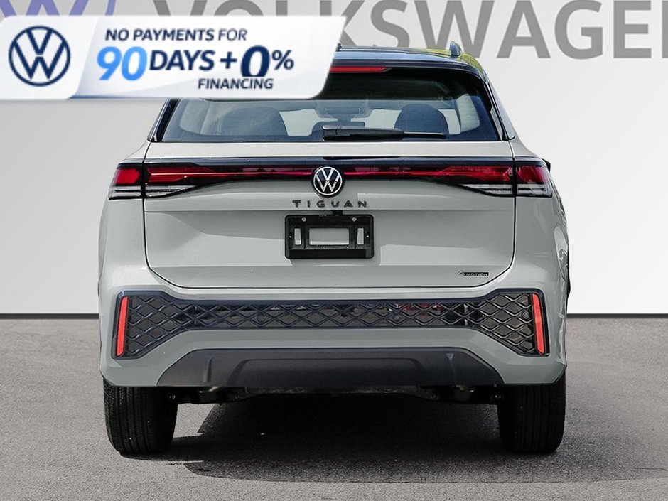 2026 Volkswagen Tiguan Comfortline R-Line Black Edition 4MOTION-4