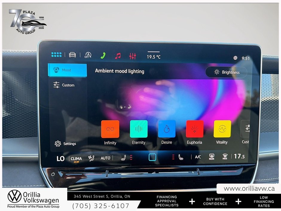 2026 Volkswagen Tiguan Comfortline R-Line Black Edition Panoramic Roof | 4MOTION AWD | R-Line Black