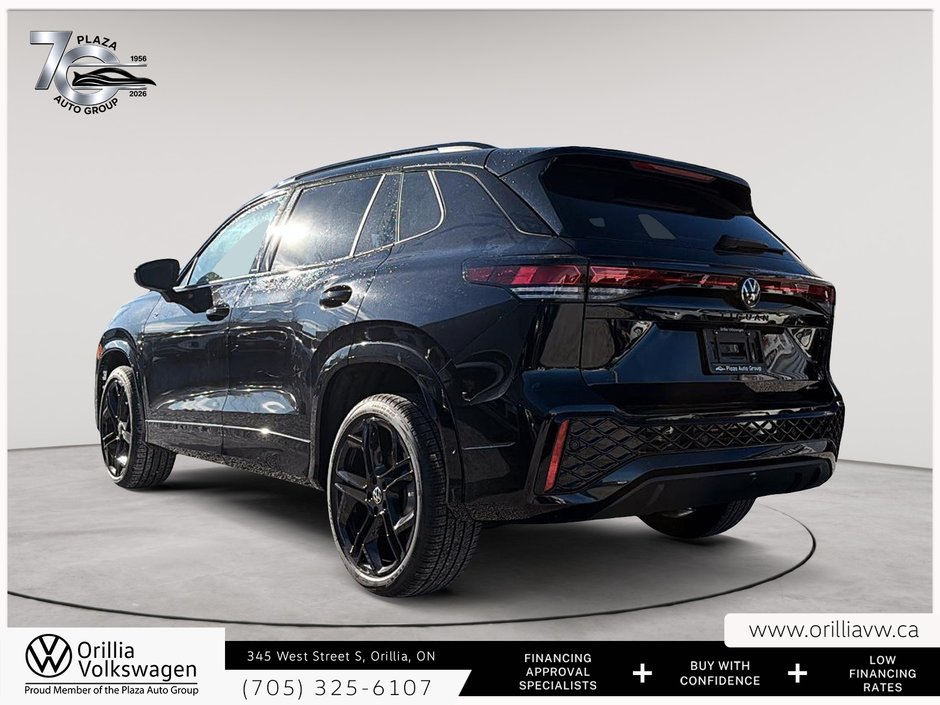 2026 Volkswagen Tiguan Comfortline R-Line Black Edition Panoramic Roof | 4MOTION AWD | R-Line Black