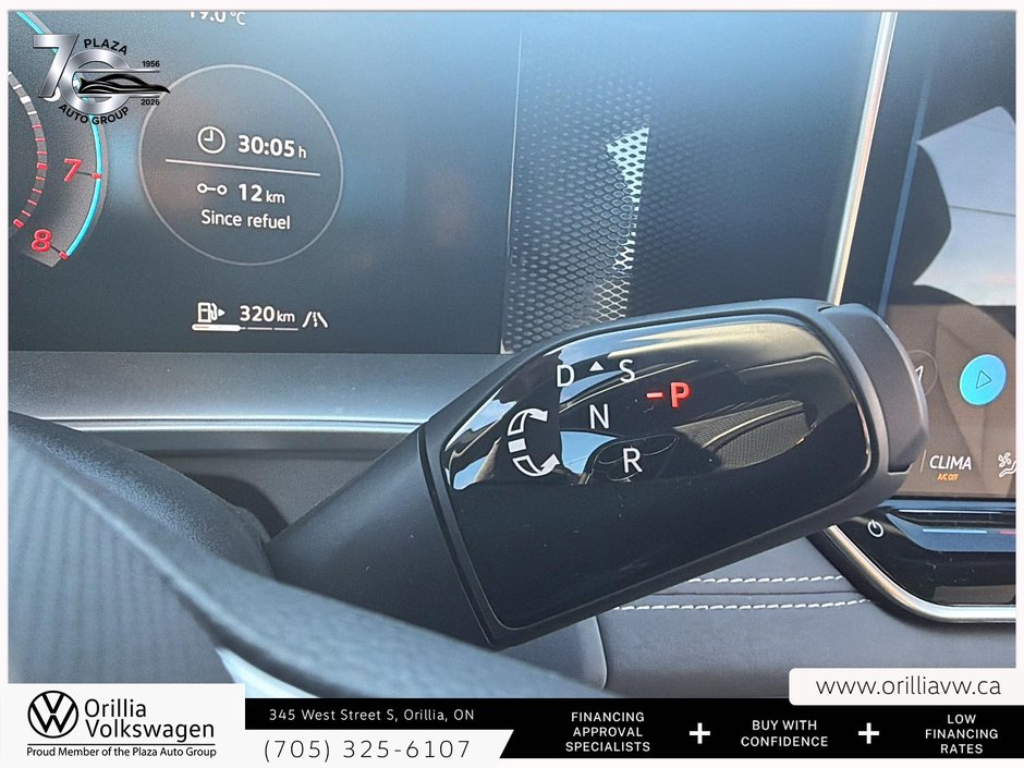 2026 Volkswagen Tiguan Comfortline R-Line Black Edition Panoramic Roof | 4MOTION AWD | R-Line Black