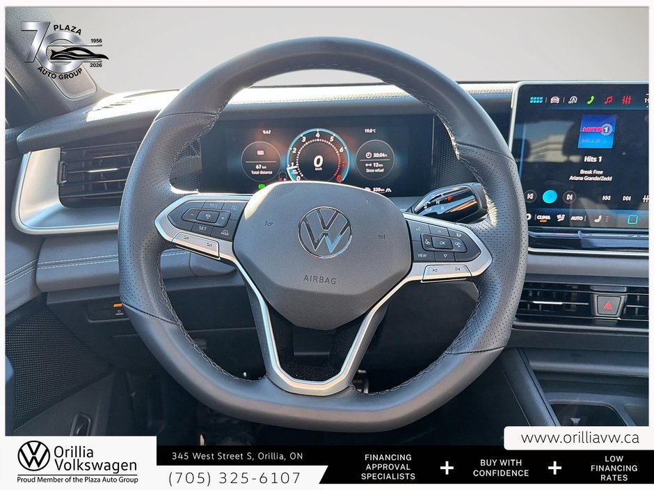2026 Volkswagen Tiguan Comfortline R-Line Black Edition Panoramic Roof | 4MOTION AWD | R-Line Black