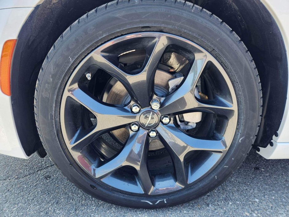 2023 Chrysler 300 S RWD-1