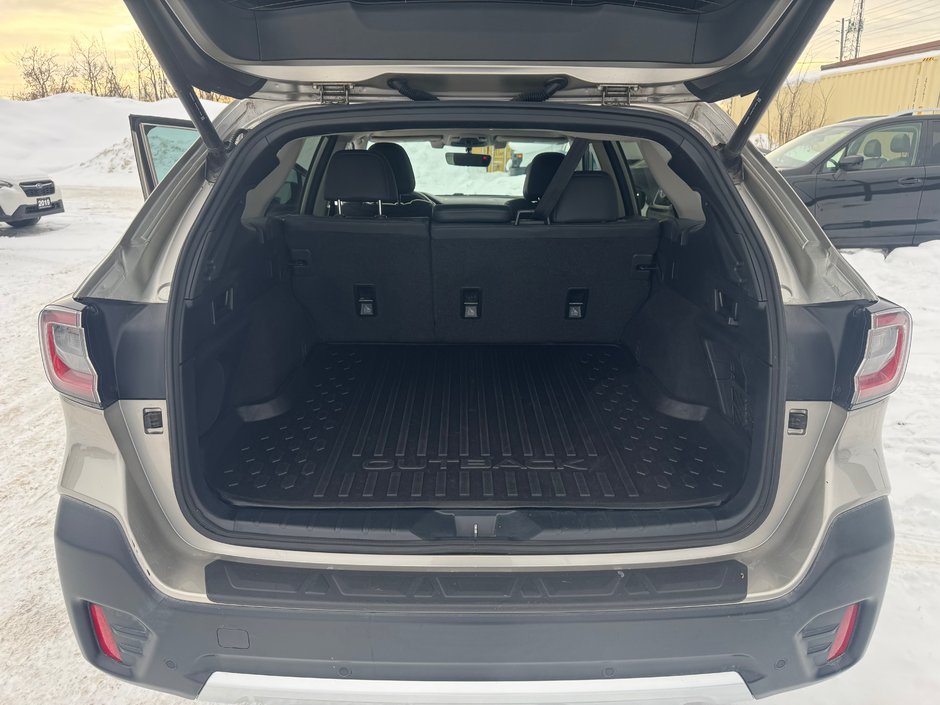2020 Subaru OUTBACK LIMITED | LIMITED | CLEAN CARFAX | HEATED FRONT SEATS & STEERING | APPLE CARPLAY & ANDROID AUTO |