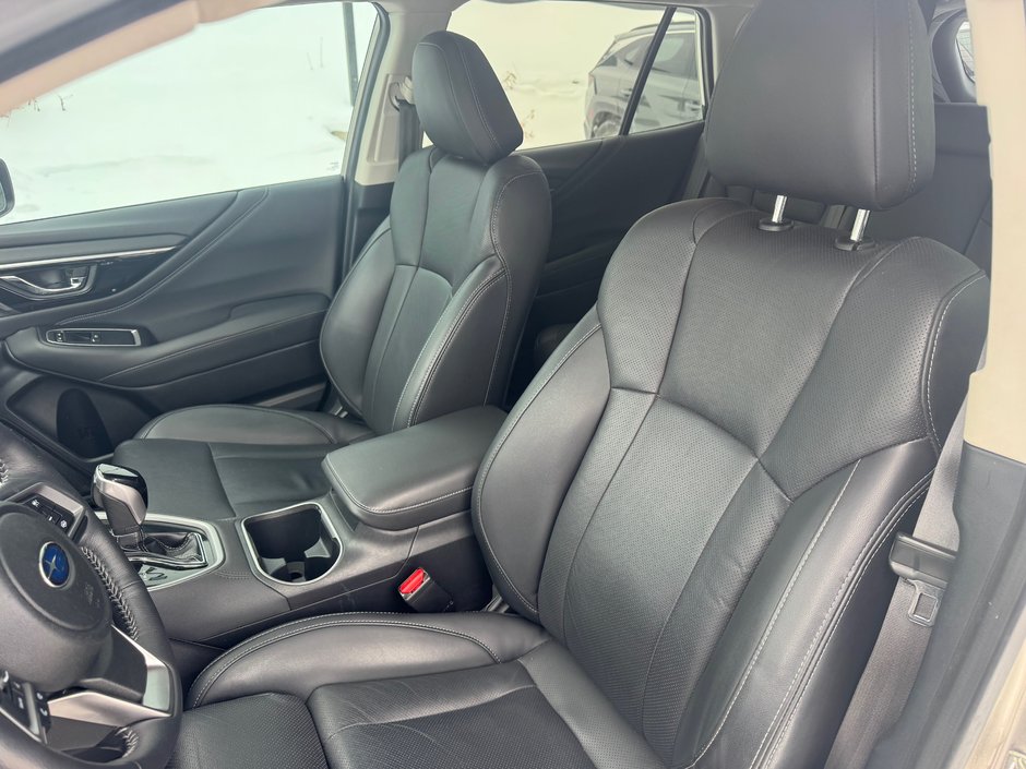 2020 Subaru OUTBACK LIMITED | LIMITED | CLEAN CARFAX | HEATED FRONT SEATS & STEERING | APPLE CARPLAY & ANDROID AUTO |