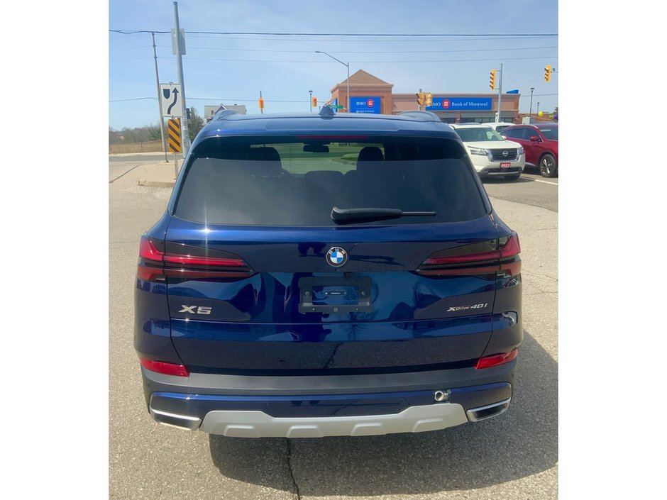 2024 BMW X5 XDrive40i Premium Essential Package and Advance Driver Assist