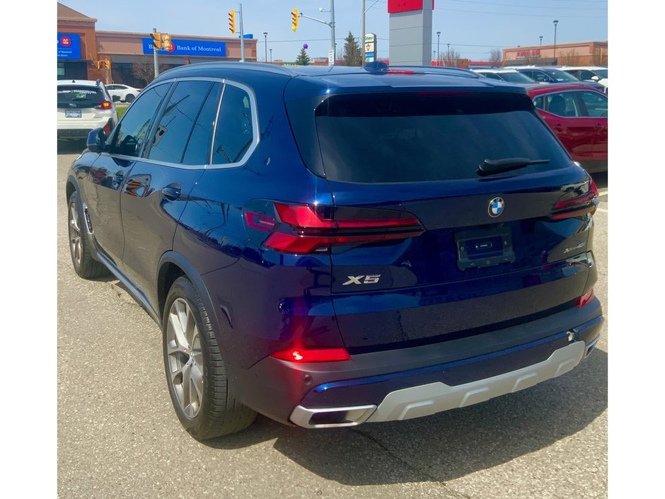 2024 BMW X5 XDrive40i Premium Essential Package and Advance Driver Assist