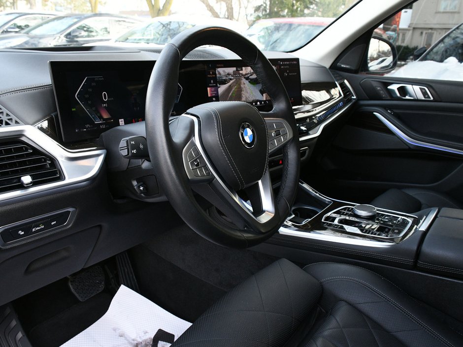 2024 BMW X7 xDrive40i Certified | NAVI | 3rd Row | Pano Roof | Blind Spot Monitor