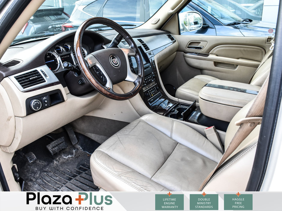 2010 Cadillac Escalade BASE-7