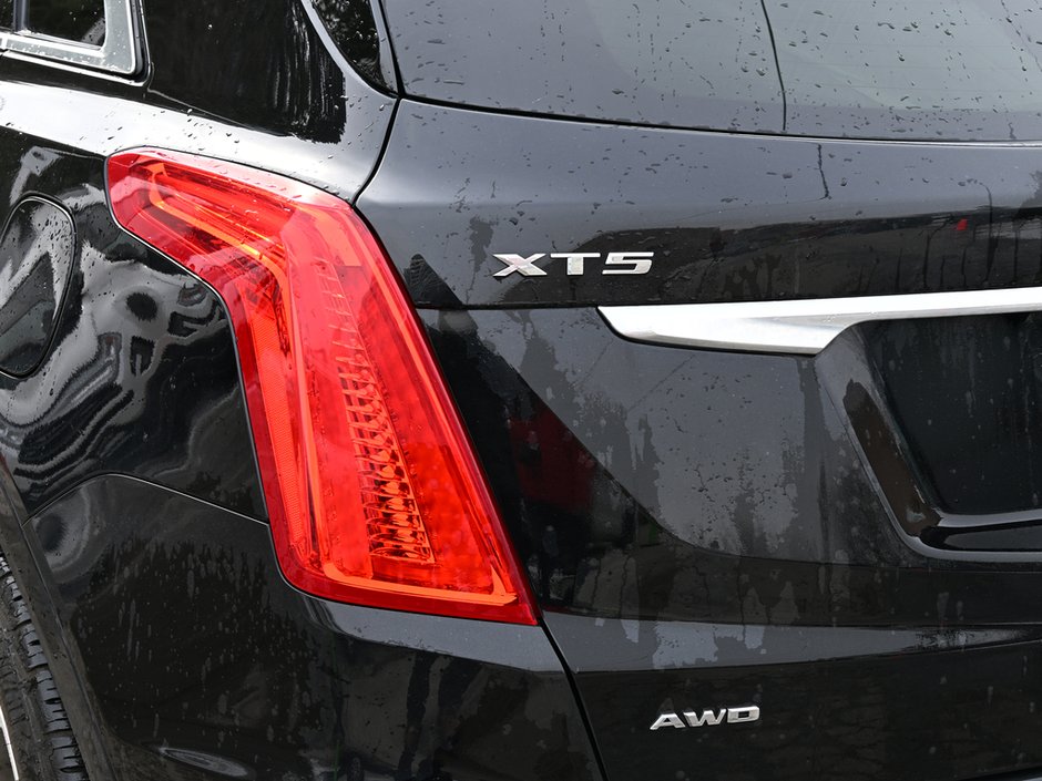2018 Cadillac XT5 Luxury AWD