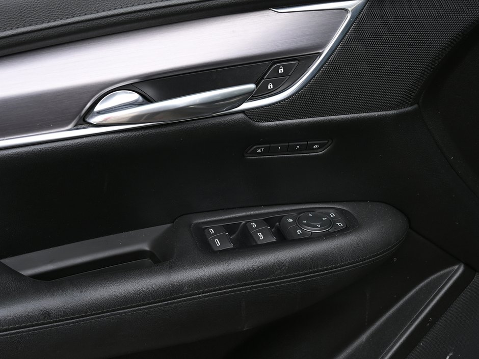 2018 Cadillac XT5 Luxury AWD