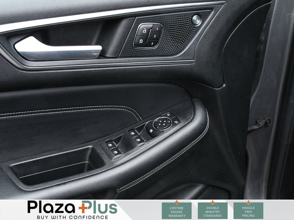 2023 Ford Edge Titanium-8