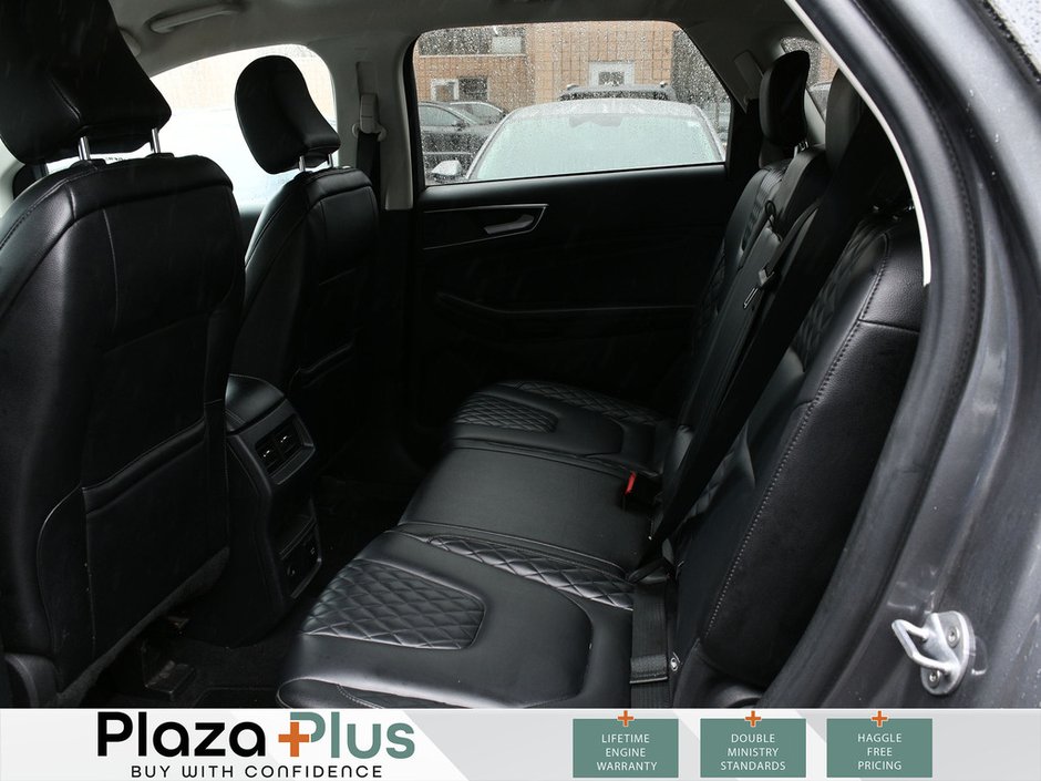 2023 Ford Edge Titanium-12