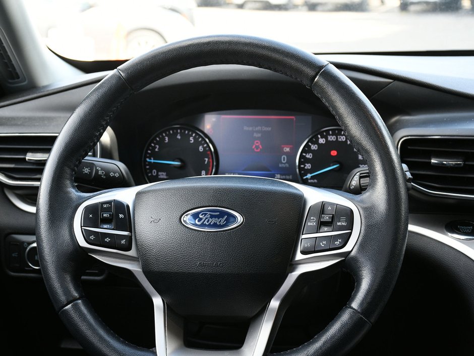 2022 Ford Explorer XLT-16