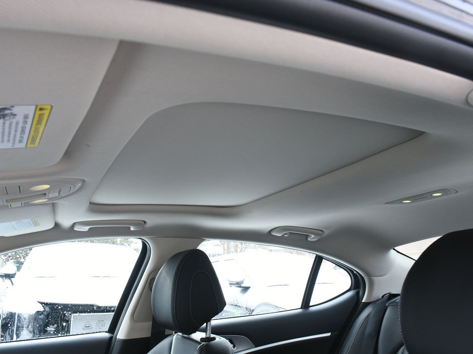 2025 GENESIS G70 2.5T Advanced Certified | NAVI | Backup Camera | Moonroof | Heated Seats