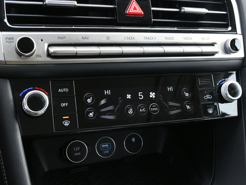 2025 GENESIS G70 2.5T Advanced Certified | NAVI | Backup Camera | Moonroof | Heated Seats